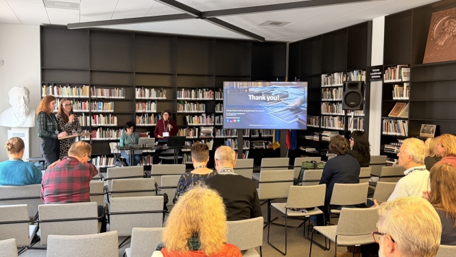Krāsaina bilde, Latvijas Nacionālā arhīva pārstāvji piedalās IASA-BAAC konferencē Viļņā