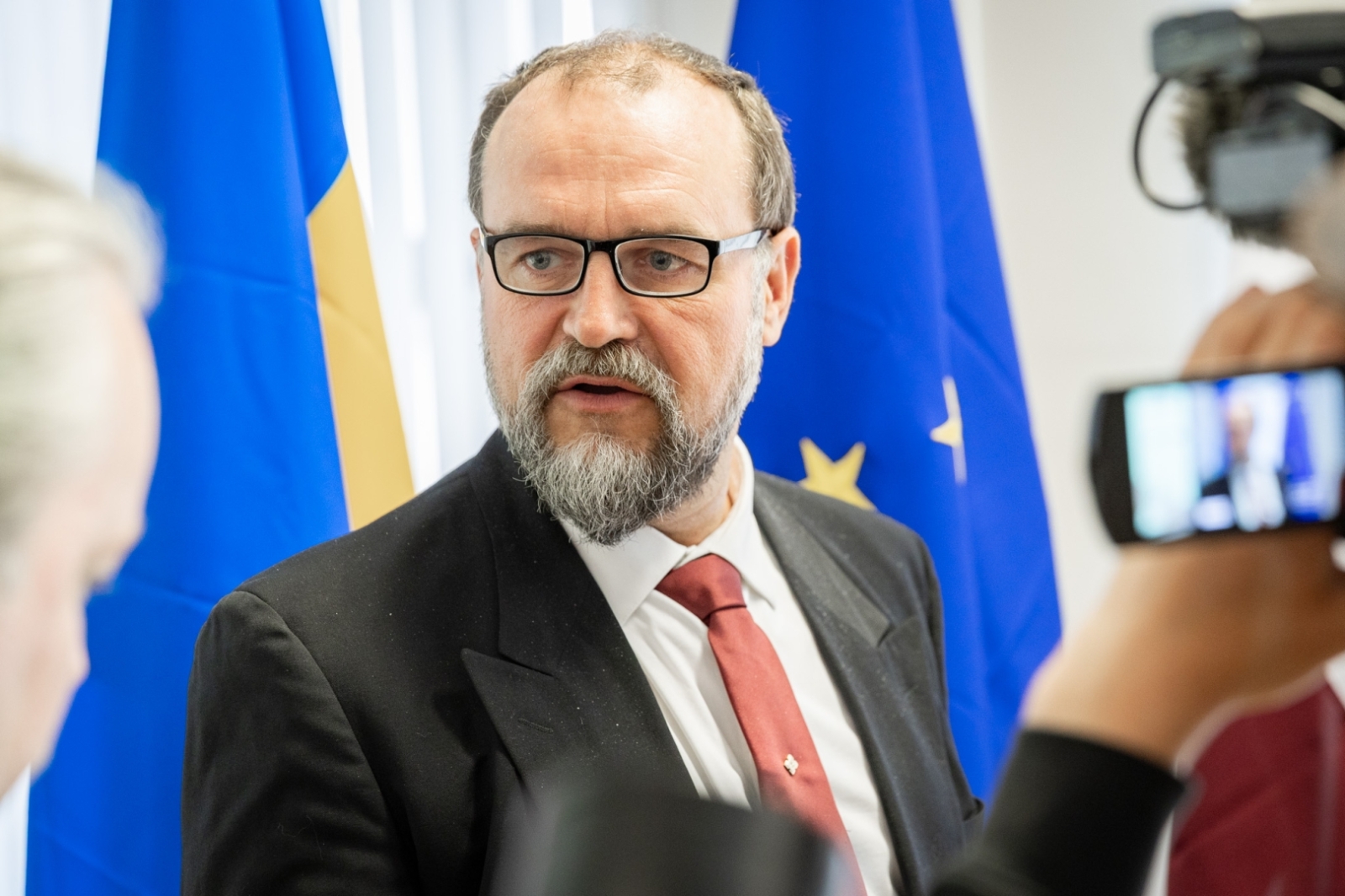 Krāsaina bilde, Ukrainas izcelsmes vēsturisko dokumentu nodošanas svinīgā ceremonija 