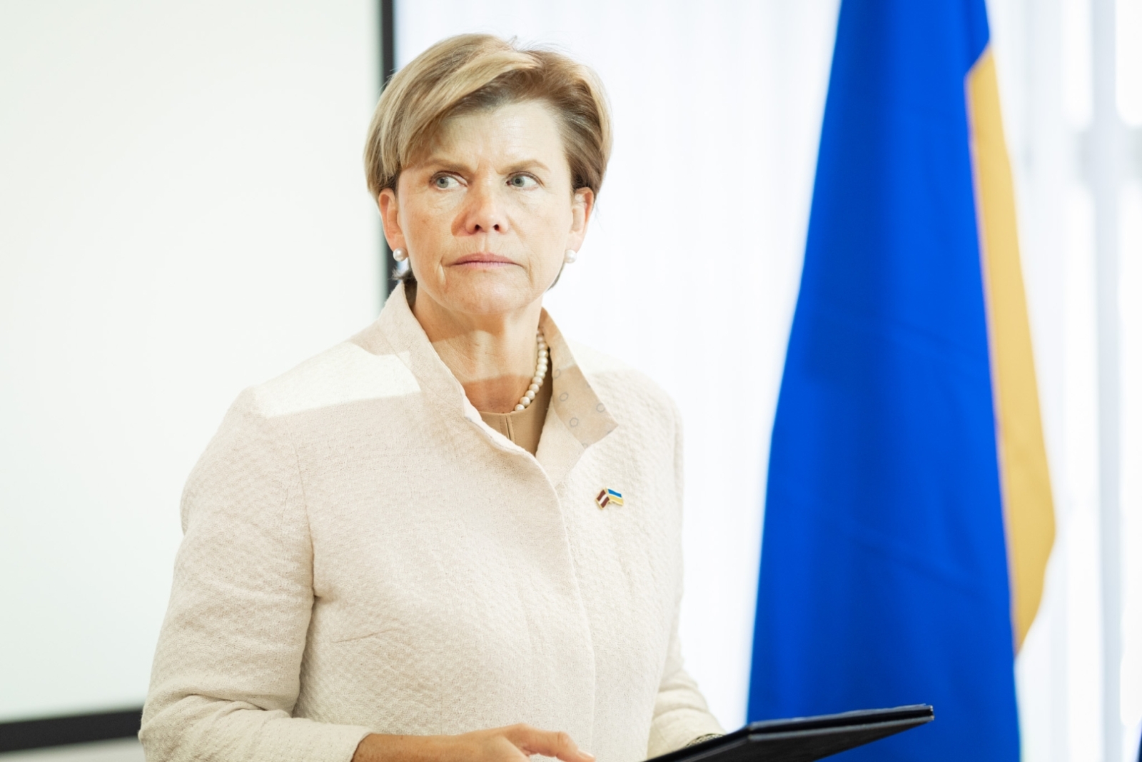Krāsaina bilde, Ukrainas izcelsmes vēsturisko dokumentu nodošanas svinīgā ceremonija 