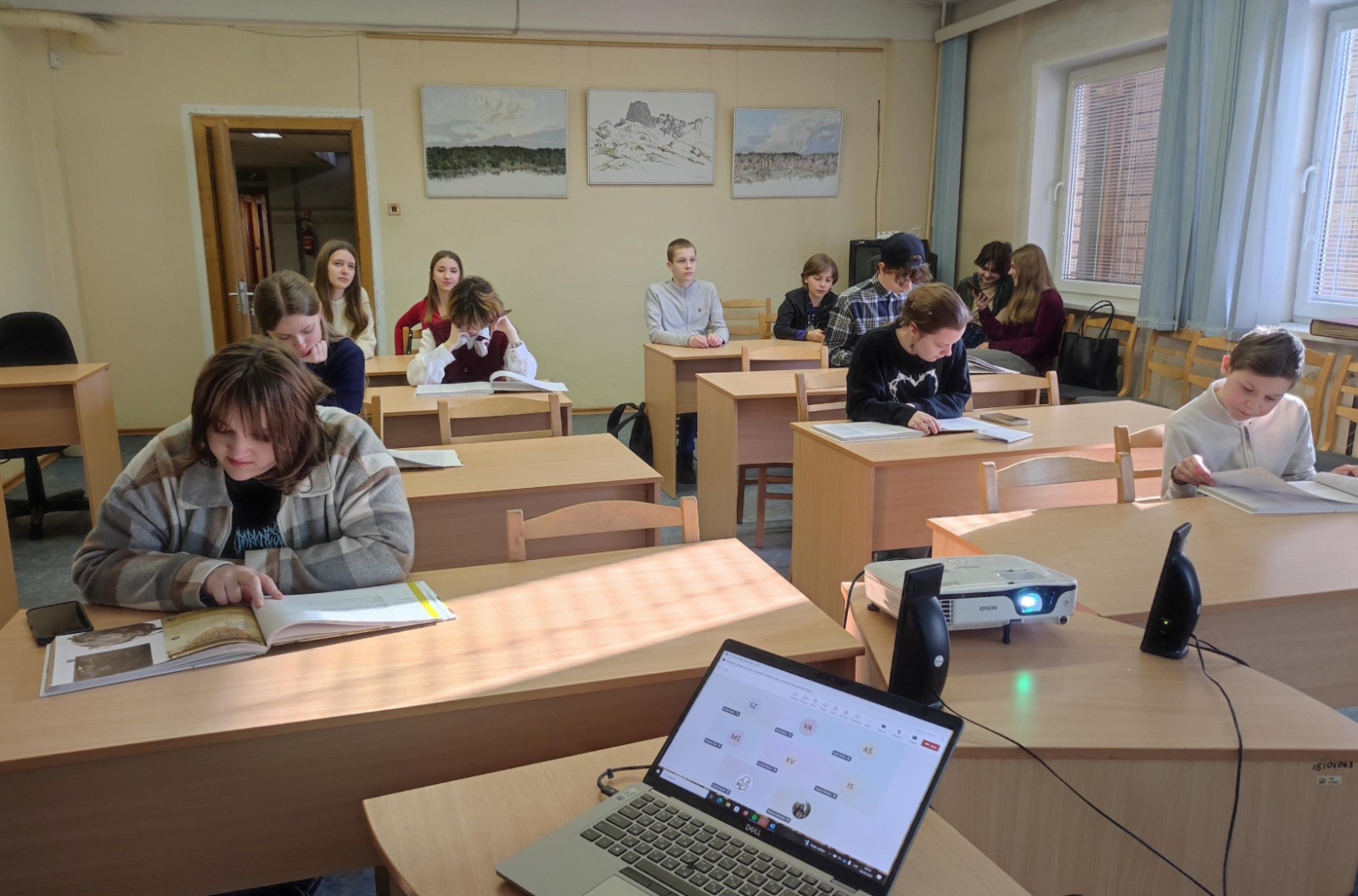 Krāsaina bilde, LNA Ēnu dienas 2025