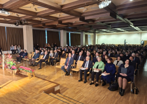 Krāsaina bilde, LNA 1991. gada janvāru barikāžu atceres pasākums LR Zemkopības ministrijā