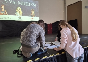 Krāsaina bilde, mācību nodarbība "Trīs valmierieši"
