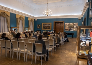 Krāsaina bilde, Grāmatas “Kurzemes pilsētas 19. gadsimta sākumā: Oto Hūna mantojums” atklāšanas pasākums Jelgavas Vēstures un mākslas muzejā