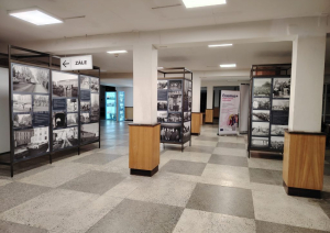 Krāsaina bilde, LNA izstāde “Ar barikāžu gaišumu sirdīs” Daugavpils Universitātē