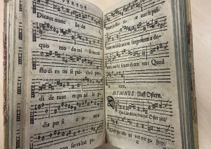 LNA Speciālajā bibliotēkā glabājas unikāls izdevums “Antiphonae, responsoria, hymni …”