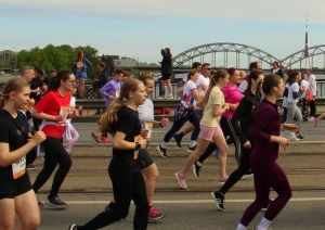 Krāsaina bilde, Latvijas Nacionālā arhīva komandas Rīgas maratona 2026 dalībnieki