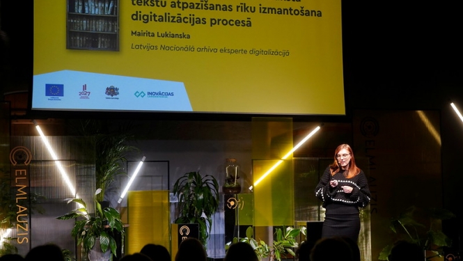 Krāsaina bilde, Mairitas Lukianskas LNA dokumentu digitalizācijas pieredzes prezentācija valsts pārvaldes inovāciju konferencē Celmlauzis 2024, fotostāsts, Valsts kancelejas foto
