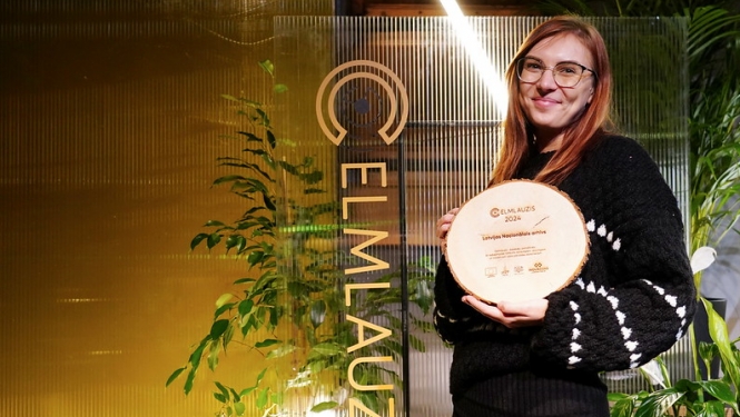 Krāsaina bilde, Mairitas Lukianskas LNA dokumentu digitalizācijas pieredzes prezentācija valsts pārvaldes inovāciju konferencē Celmlauzis 2024, fotostāsts, Valsts kancelejas foto