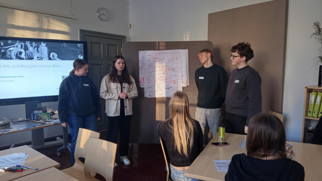 Krāsaina bilde, LVKFFDA izglītojošā un interaktīvā nodarbība “Audiovizuālie dokumenti avotpētniecībā” 