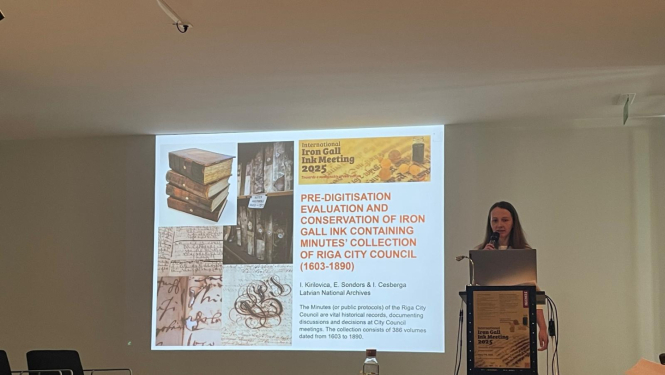 Krāsaina bilde, LNA restaurācijas eksperte Inta Kiriloviča Lisabonā, Pasaules restauratoru konferencē