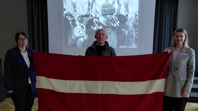 Krāsaina bilde, LNA izglītojoši pasākumi “1991. gada barikādes atceroties” Jēkabpils Valsts ģimnāzijā un Rīgas Šteinhauera vidusskolā