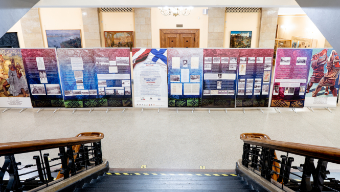 Krāsaina bilde,  Latvijas Kara muzejā prezentētā  Latvijas Nacionālā arhīva izstāde   “Somu jēgeri Latvijā”