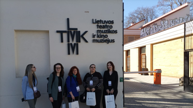 Krāsaina bilde, LNA delegācija konferencē "Inovatīvi uzglabāšanas un konservācijas risinājumi mūsdienu muzejiem" Viļņā