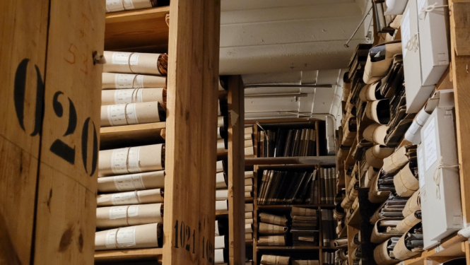 Krāsaina bilde, Latvijas Valsts vēstures arhīva krātuve