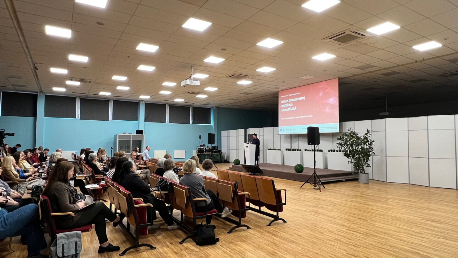 Krāsaina bilde, LNA orgenizētie 3 dienu kursi par elektronisko dokumentu saglabāšanu un pieejamību ilgtermiņā