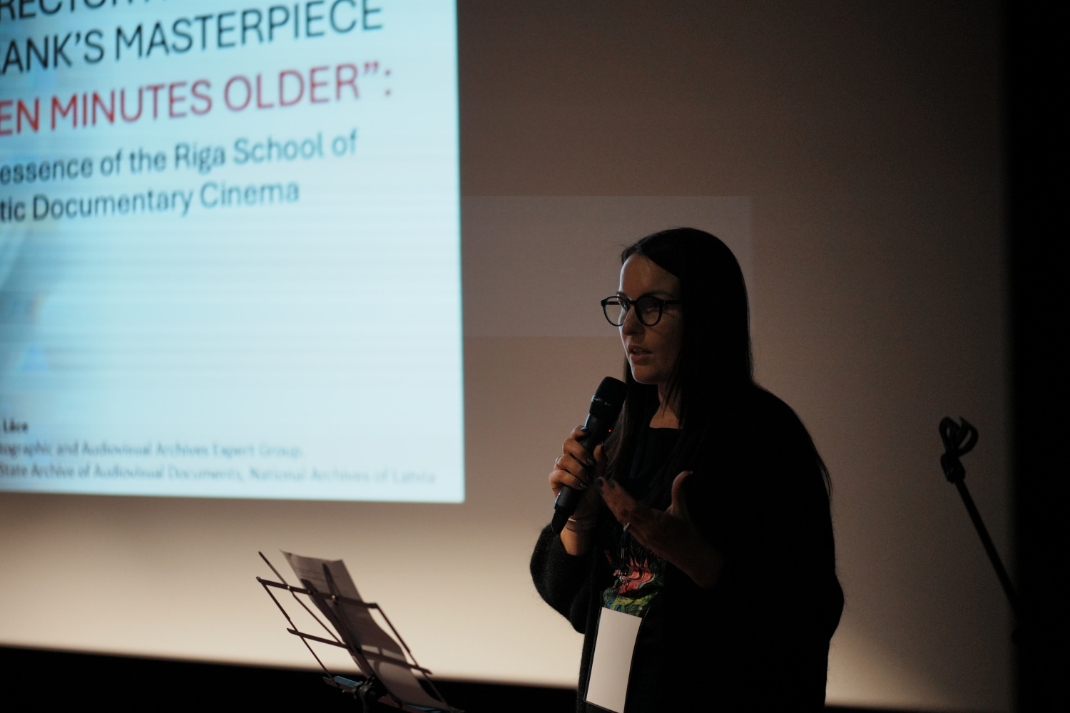 Krāsaina bilde, LNA Latvijas Valsts kinofotofonodokumentu arhīva pārstāve Natālija Lāce Parīzē piedalās CCAAA sanāksmē un UNESCO pasākumā