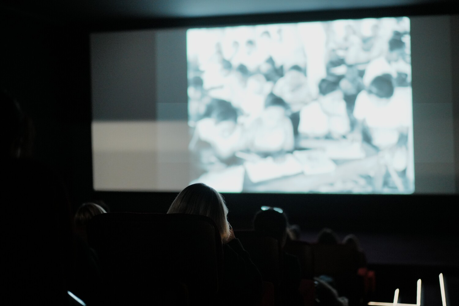 Krāsaina bilde, LNA Latvijas Valsts kinofotofonodokumentu arhīva pārstāve Natālija Lāce Parīzē piedalās CCAAA sanāksmē un UNESCO pasākumā