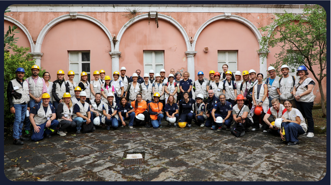 Krāsaina bilde, dalībnieku kopbilde apmācībās “Protecting Cultural Heritage”
