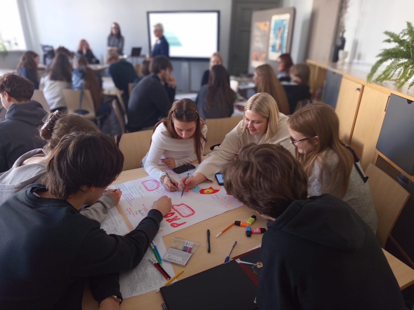 Krāsaina bilde, LVKFFDA izglītojošā un interaktīvā nodarbība “Audiovizuālie dokumenti avotpētniecībā” 