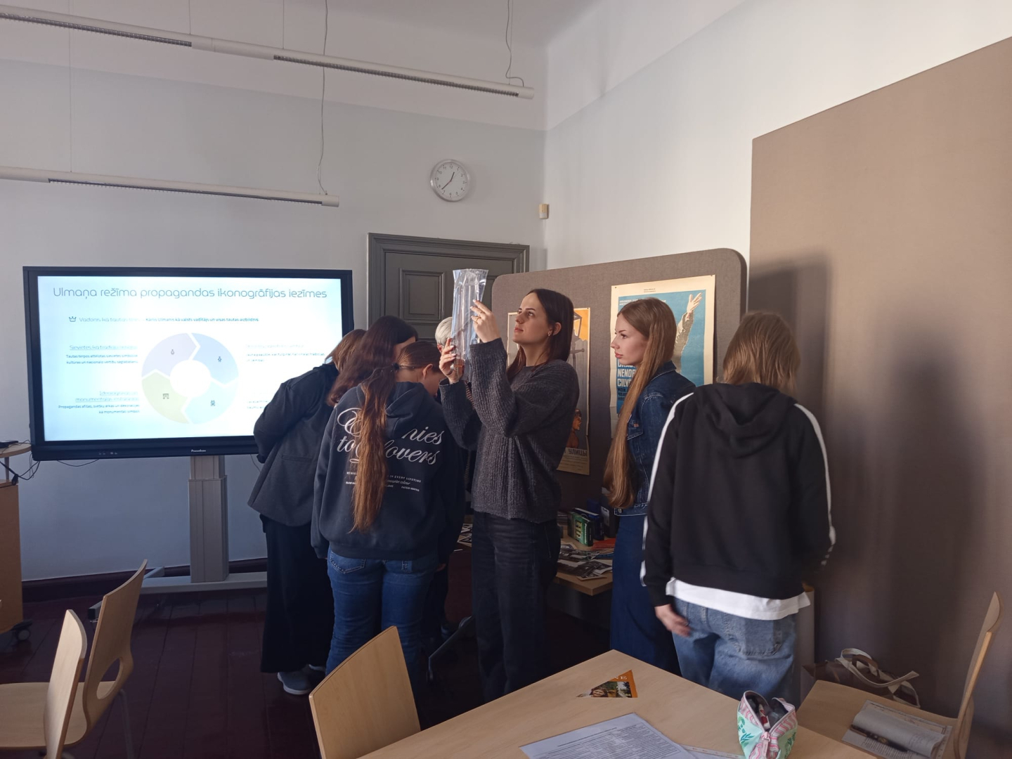 Krāsaina bilde, LVKFFDA izglītojošā un interaktīvā nodarbība “Audiovizuālie dokumenti avotpētniecībā” 