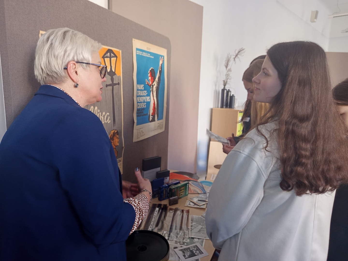 Krāsaina bilde, LVKFFDA izglītojošā un interaktīvā nodarbība “Audiovizuālie dokumenti avotpētniecībā” 