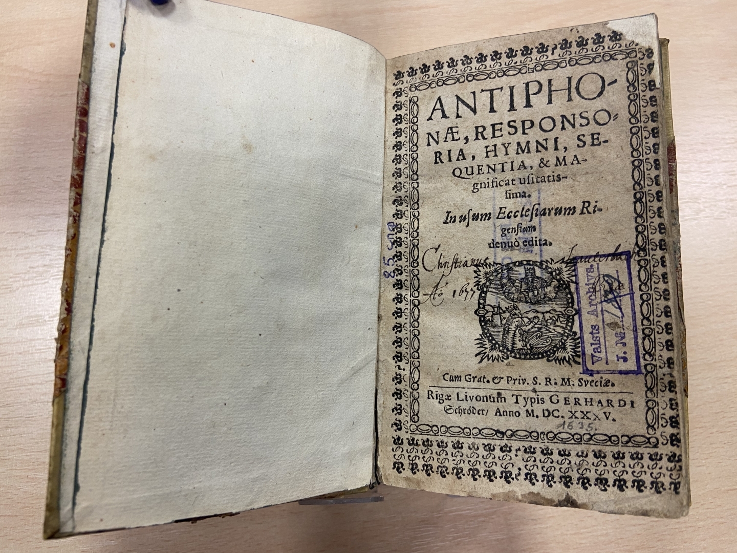 LNA Speciālajā bibliotēkā glabājas unikāls izdevums “Antiphonae, responsoria, hymni …”