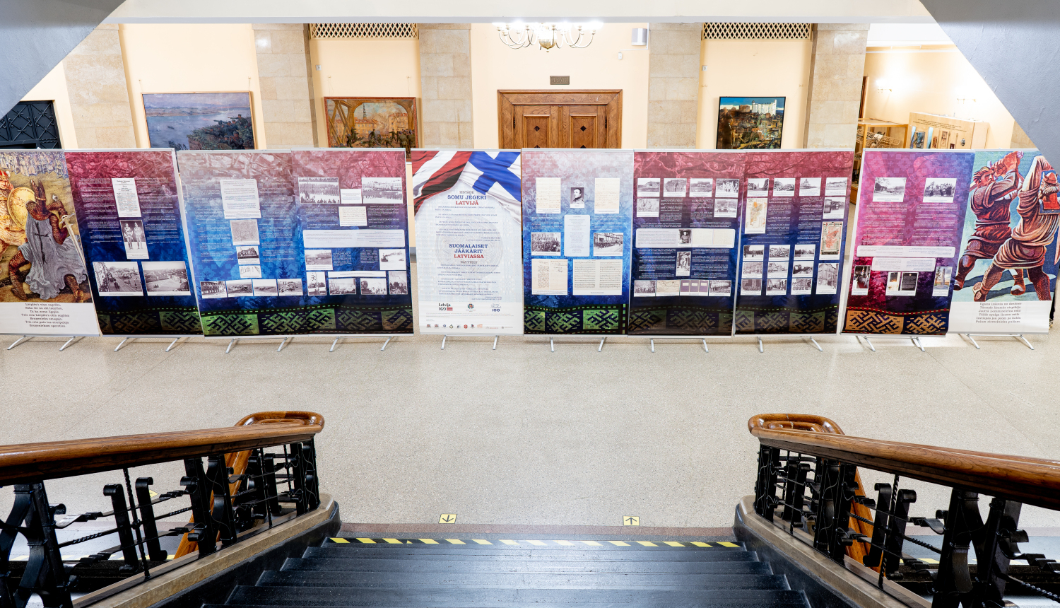 Krāsaina bilde,  Latvijas Kara muzejā prezentētā  Latvijas Nacionālā arhīva izstāde   “Somu jēgeri Latvijā”
