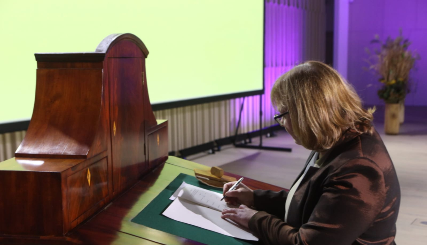 LNA direktore paraksta Memorandu