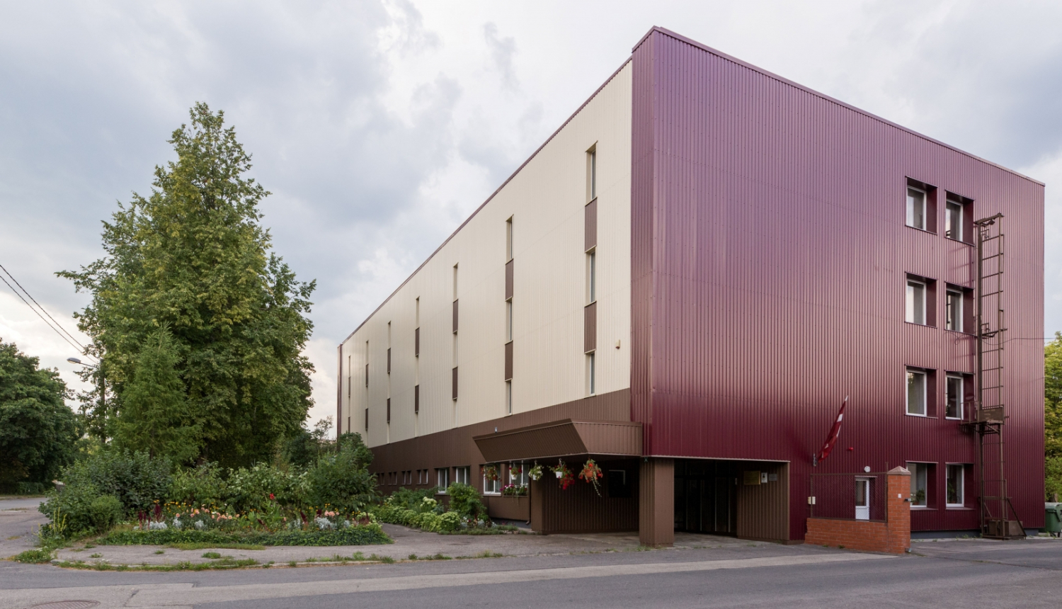 Krāsaina bilde - LNA Personāla dokumentu valsts arhīva krātuves ēka Rīgā, Šampētera iela 16