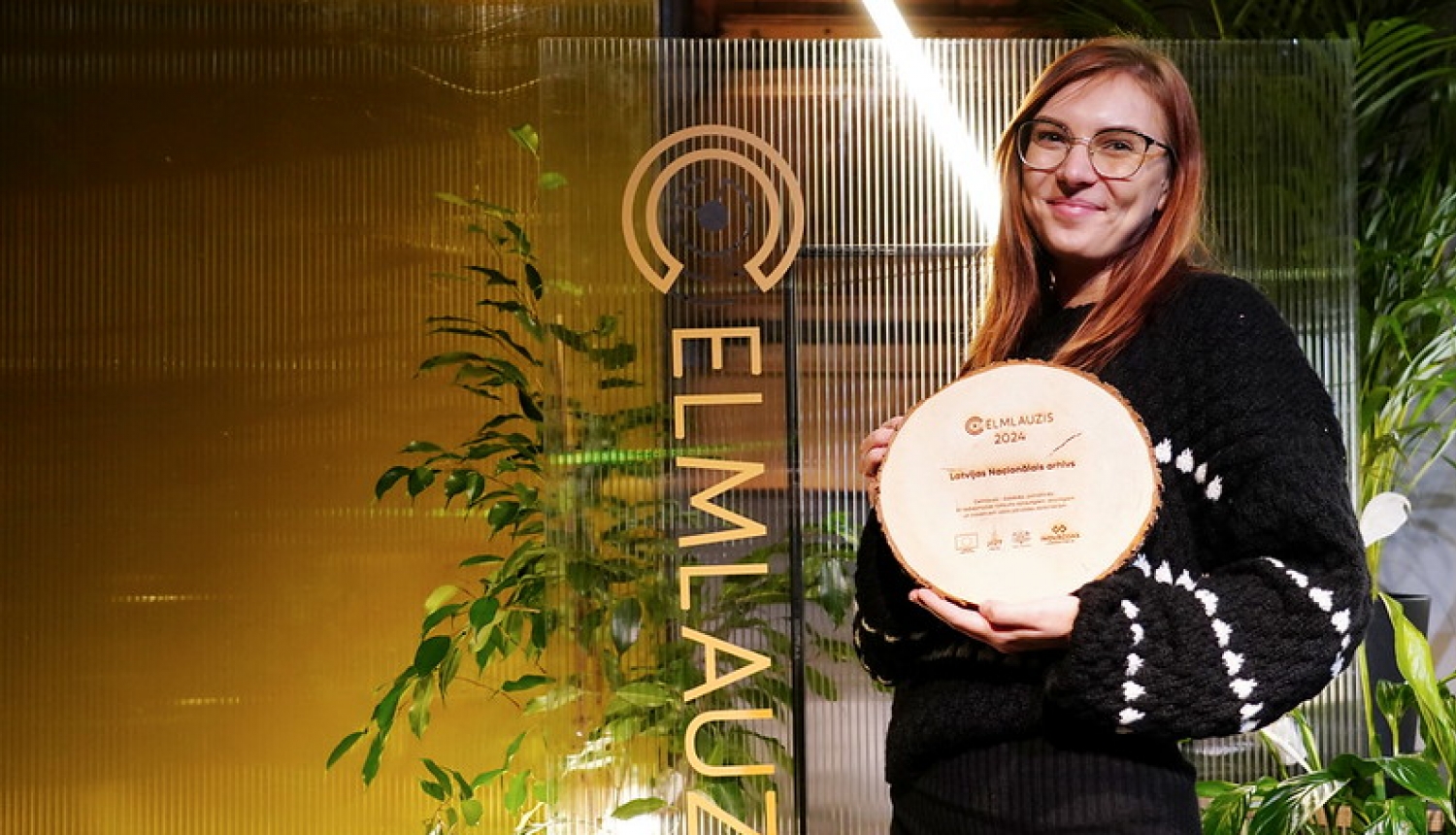 Krāsaina bilde, Mairitas Lukianskas LNA dokumentu digitalizācijas pieredzes prezentācija valsts pārvaldes inovāciju konferencē Celmlauzis 2024, fotostāsts, Valsts kancelejas foto